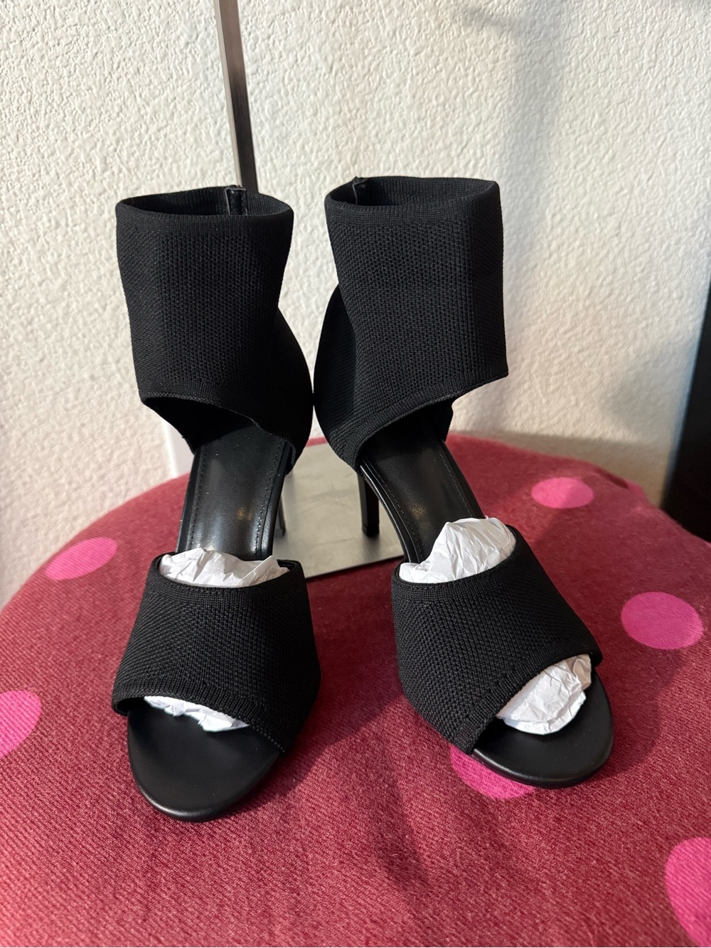 New Black Knit Ankle Cuff Open Toe Stiletto Heels Size 6